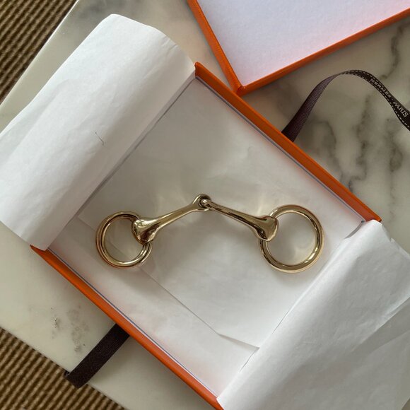 Hermes Horsebit Gold Scarf Ring - Picture 5 of 7